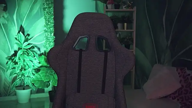 MonicaFarmer online show from April 2026 11:07:01 PM