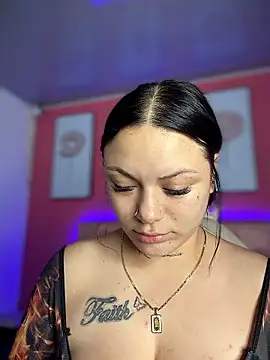 Snapshot of Megaan__More chatting on January 2026 01:31:02 AM Megaan More online show from January 2026 01:31:02 AM