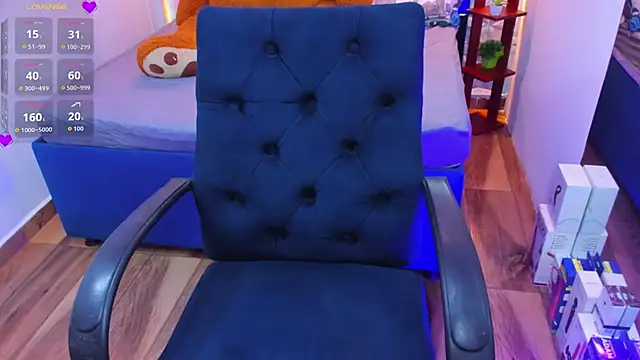 Charlotte Landry   online show from March 2026 06:02:01 PM