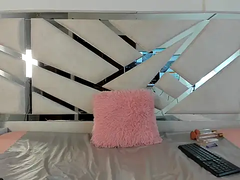 Kimberly TaylorX online show from November 2025 08:57:01 PM