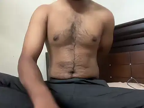 bossyjuicy online show from December 2025 06:03:02 PM