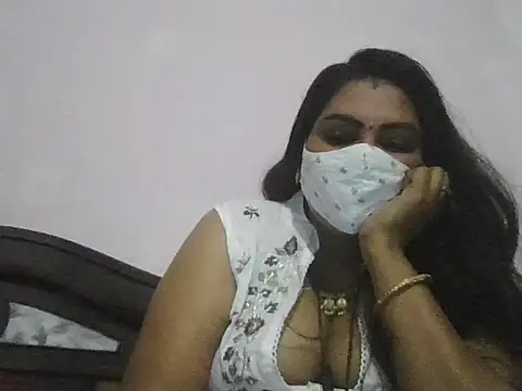 Snapshot of Nisha-telugu chatting on October 2025 05:43:01 PM Nisha-telugu online show from October 2025 05:43:01 PM