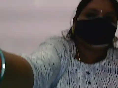 Snapshot of Nisha-telugu chatting on October 2025 01:32:02 PM Nisha-telugu online show from October 2025 01:32:02 PM