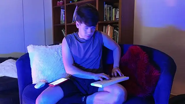 tightncuteass online show from March 2026 03:33:02 AM