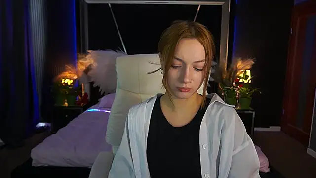 FoxyMayy online show from May 2026 01:06:01 PM