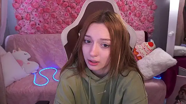 FoxyMayy online show from May 2026 06:31:02 AM