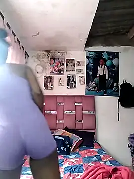 Snapshot of Kloee_12 chatting on November 2025 01:47:02 PM Kloee 12 online show from November 2025 01:47:02 PM