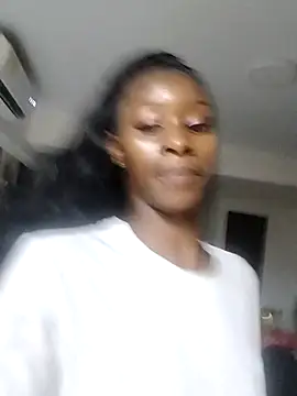 Snapshot of Kloee_12 chatting on November 2025 01:52:02 AM Kloee 12 online show from November 2025 01:52:02 AM