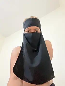 Wild-Nayra online show from October 2025 02:51:02 PM