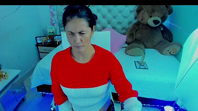 ZARAY 1118 online show from September 2025 12:23:02 AM