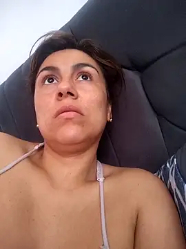 vanessa-titisM online show from May 2026 05:07:02 PM