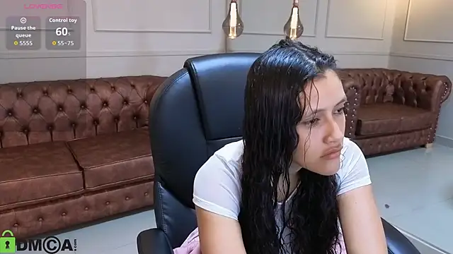 ArielBlossom    online show from October 2025 11:11:01 AM