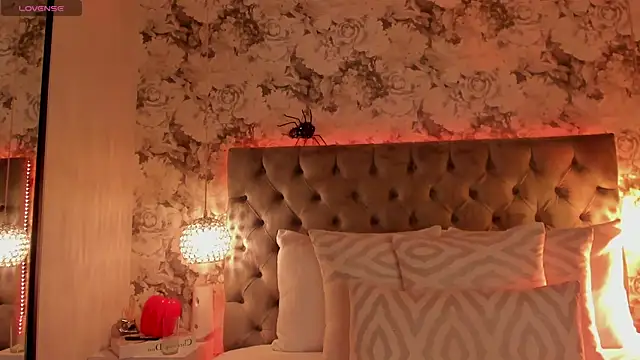 lilith storm online show from October 2025 05:01:01 PM