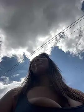 lilith storm online show from November 2025 04:33:01 PM