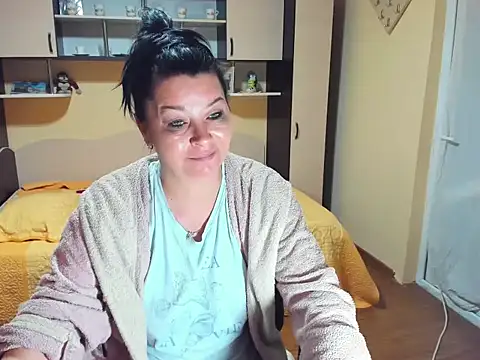 Soffy Skye online show from April 2026 03:29:01 AM