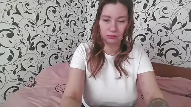 YourEmilie online show from February 2026 09:03:02 AM