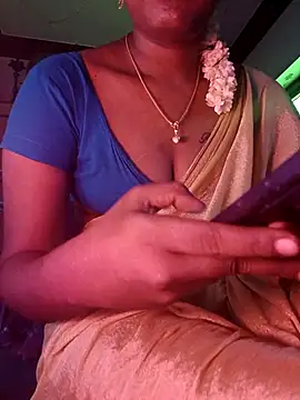 Snapshot of Tamil_Kavitha chatting on May 2026 06:30:01 AM Tamil Kavitha online show from May 2026 06:30:01 AM