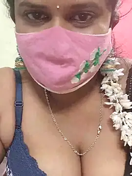 Snapshot of Diya_Rani chatting on October 2025 05:32:02 PM Diya Rani online show from October 2025 05:32:02 PM