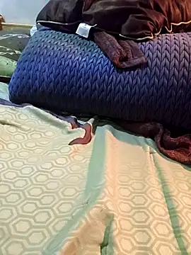 larry36 12 online show from October 2025 07:39:01 AM