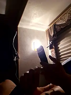 larry36 12 online show from February 2026 07:01:01 AM