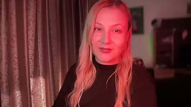 BikiHellena online show from November 2025 09:42:02 AM