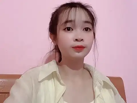 Suna7383 online show from October 2025 05:11:01 PM