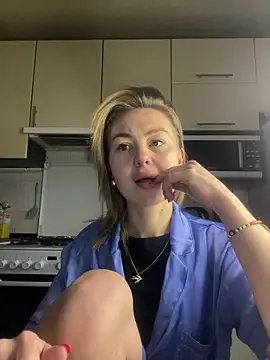 MartaLuna  online show from February 2026 01:22:02 PM