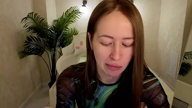 bella li   online show from February 2026 01:12:01 AM