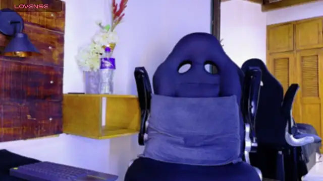 JhosuaVega online show from April 2026 07:45:01 AM