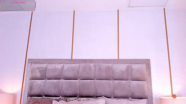 Snapshot of DakotaWangi chatting on February 2026 03:22:01 AM DakotaWangi online show from February 2026 03:22:01 AM