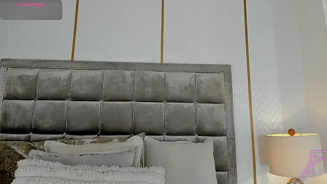 Snapshot of DakotaWangi chatting on February 2026 03:18:02 AM DakotaWangi online show from February 2026 03:18:02 AM