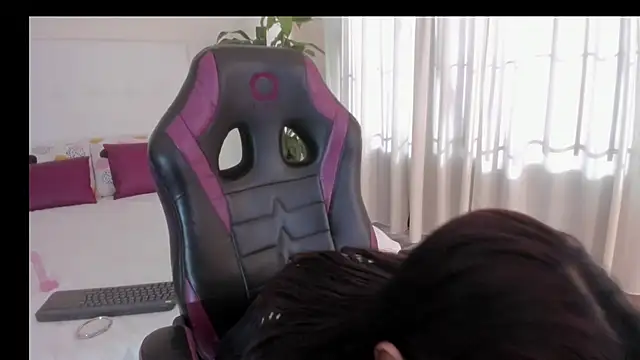 Diabla-09 online show from October 2025 12:47:01 PM