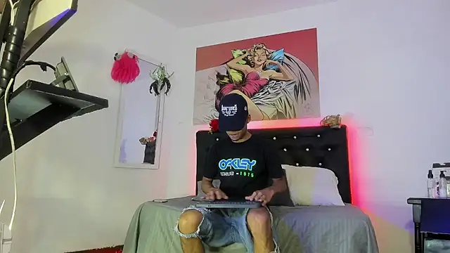 xxKamadevaxx online show from November 2025 12:28:02 PM