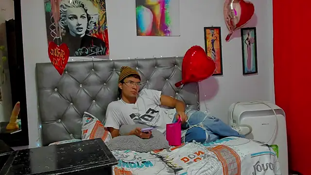 xxKamadevaxx online show from February 2026 12:16:01 PM