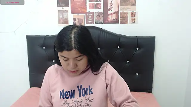 April Becker online show from March 2026 03:01:01 AM