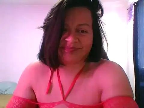 adri89-g online show from September 2025 03:38:01 PM