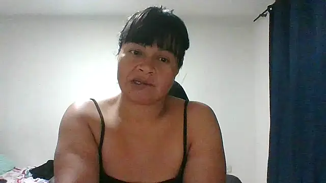 adri89-g online show from January 2026 03:00:01 AM