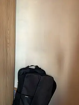 Isawilliams online show from October 2025 07:54:01 PM