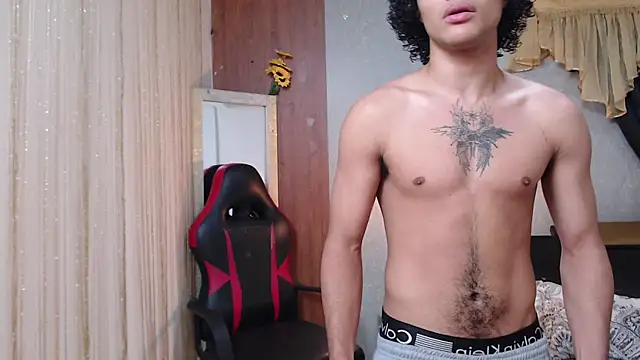 Snapshot of fire_drako_ chatting on April 2026 09:28:01 PM fire drako online show from April 2026 09:28:01 PM