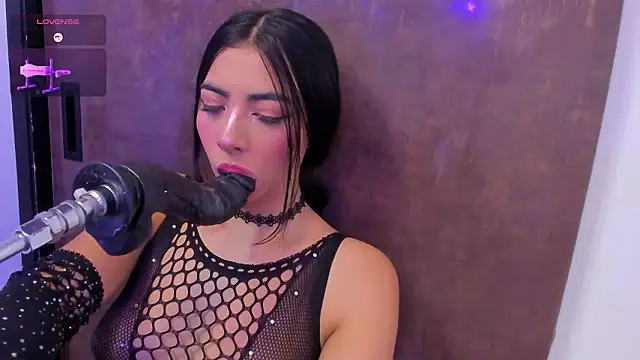 cherry skinny  online show from March 2026 04:01:01 AM