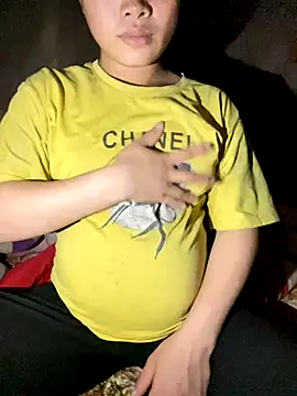 Snapshot of Van_xx chatting on October 2025 02:28:02 AM Van xx online show from October 2025 02:28:02 AM