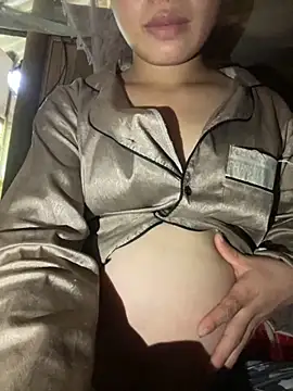 Snapshot of Van_xx chatting on October 2025 03:28:02 AM Van xx online show from October 2025 03:28:02 AM