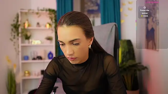 Alexis Love  online show from November 2025 04:17:02 PM