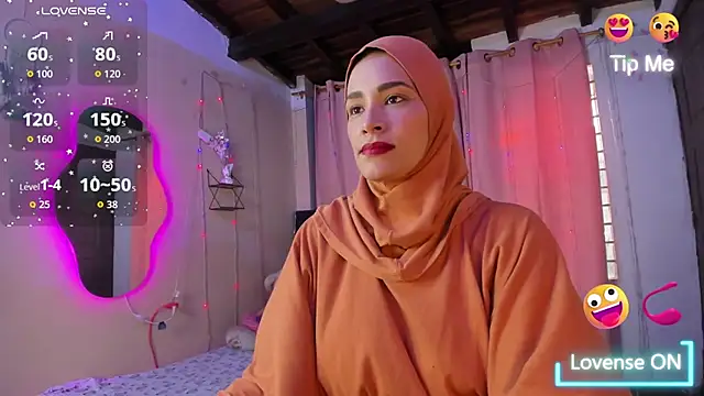 ShanaJamil online show from December 2025 12:09:01 PM