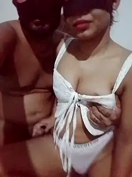 Snapshot of Ceylon_couple chatting on September 2025 11:33:02 AM Ceylon couple online show from September 2025 11:33:02 AM