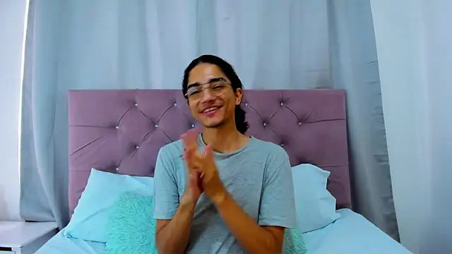 EthanBlackwoodd online show from January 2026 08:01:01 PM