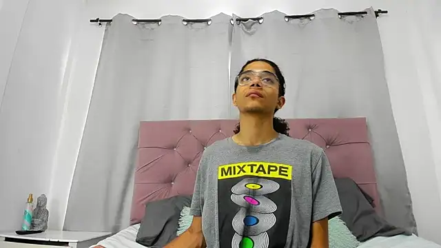 EthanBlackwoodd online show from March 2026 08:37:02 PM