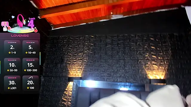 Snapshot of Victoriaa_Zans chatting on November 2025 10:36:02 AM Victoriaa Zans online show from November 2025 10:36:02 AM