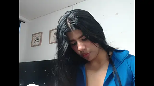 Snapshot of MayaScott11 chatting on May 2026 09:31:02 PM MayaScott11 online show from May 2026 09:31:02 PM
