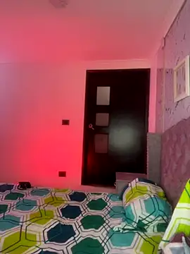 Isabella Montoya online show from October 2025 04:03:02 PM